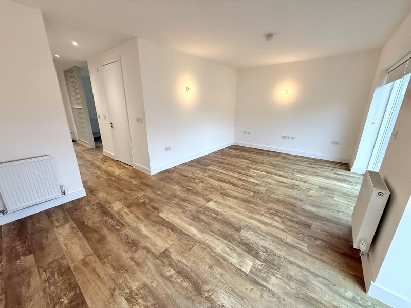 Crossland Gardens Rossmore